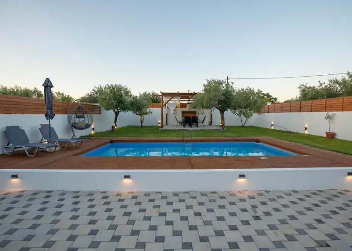 بيت للعطل Garden Olive Luxury أرخانجلوس